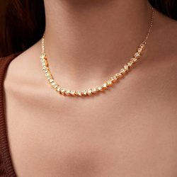 gold pearl necklace