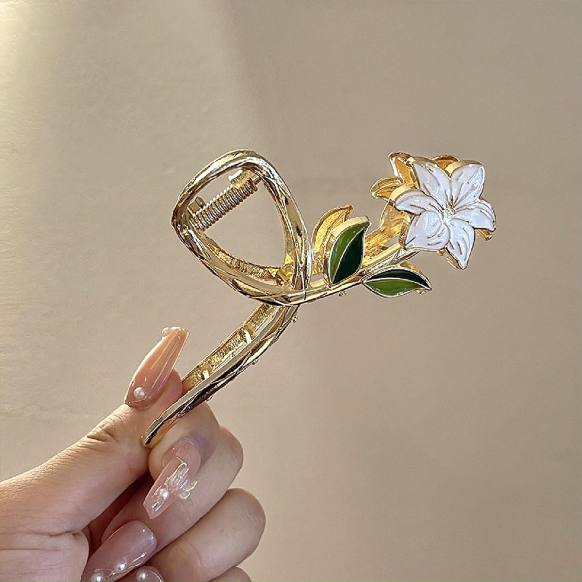 Flower claw clip