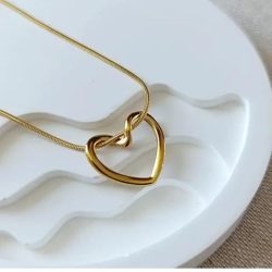 female gold necklace