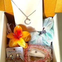 female gift hamper