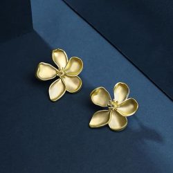 flower gold earrings