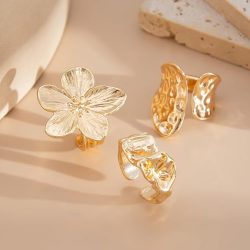 female finger rings